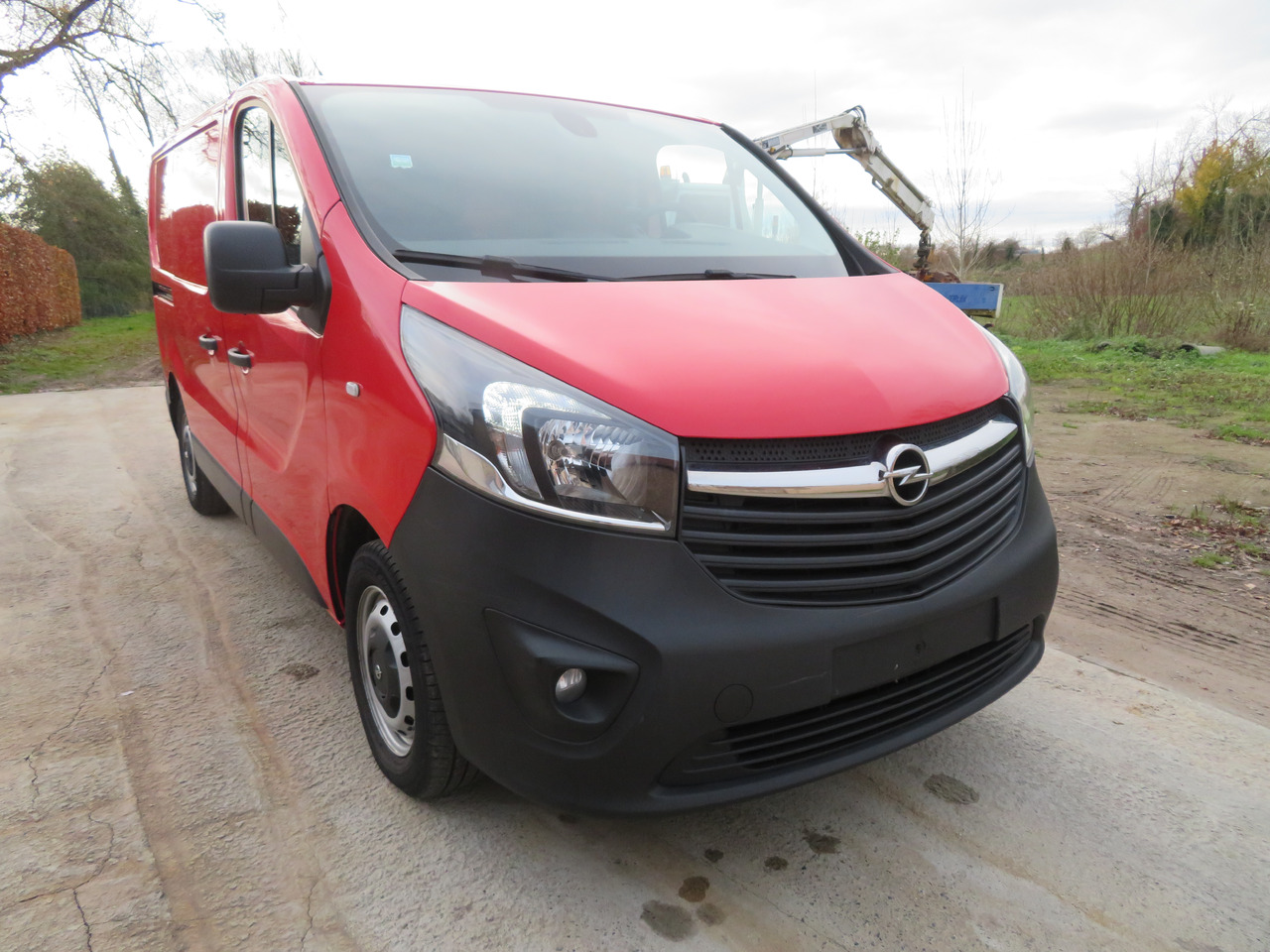 Opel Vivaro 1.6CDTI BI-Turbo - L1H1 - فان المدمجة: صورة 1 Opel Vivaro 1.6CDTI BI-Turbo - L1H1 - فان المدمجة: صورة 1