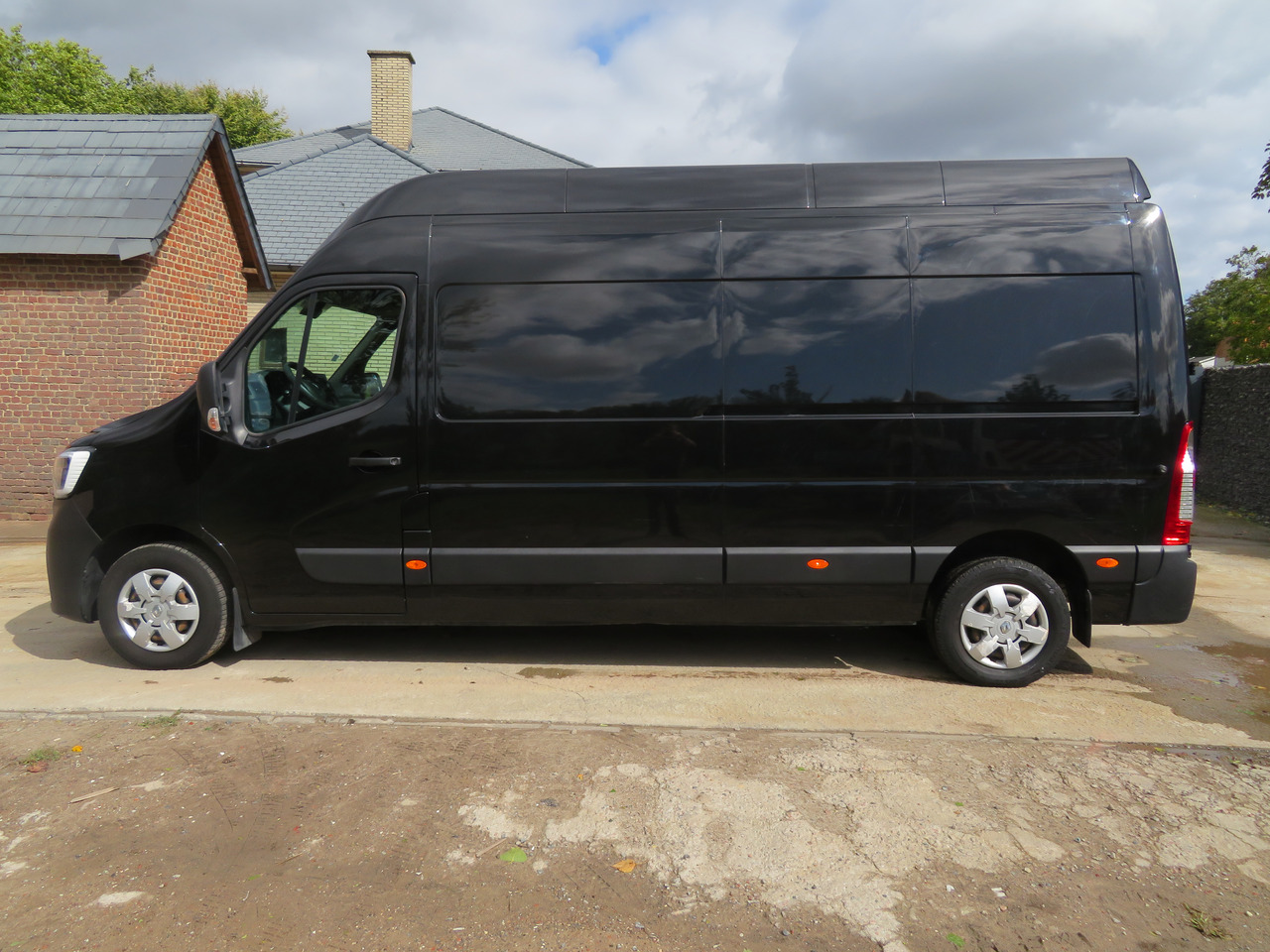 Renault Master 2.3dCi Grand Confort - L3H3 - فان: صورة 4 Renault Master 2.3dCi Grand Confort - L3H3 - فان: صورة 4