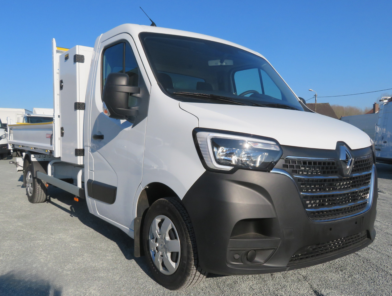 Renault Master 2.3dci - L3H1 - Kipper - قلاب صغير: صورة 1 Renault Master 2.3dci - L3H1 - Kipper - قلاب صغير: صورة 1
