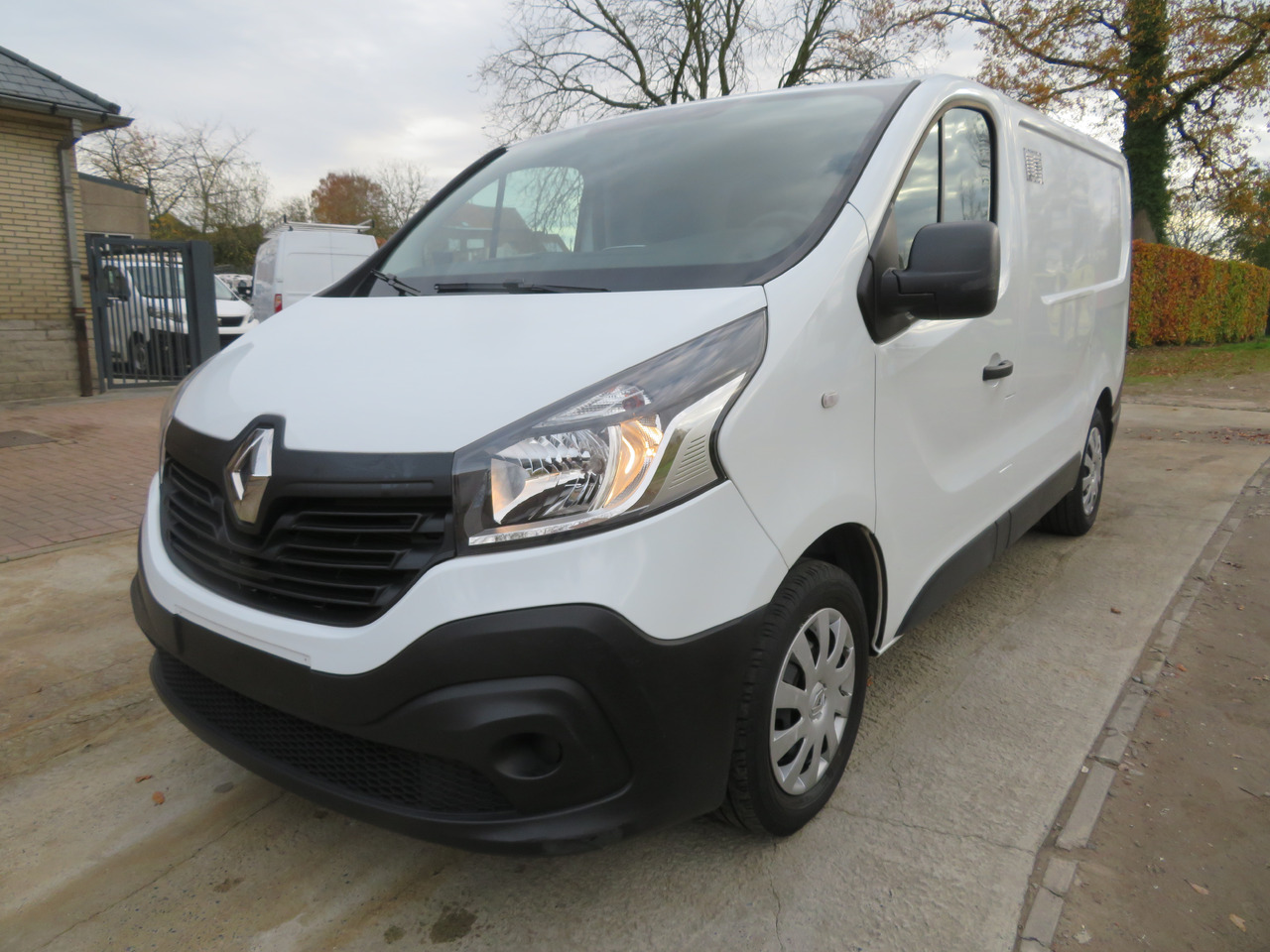 Renault Trafic 1.6dCi L1H1 - فان المدمجة: صورة 3 Renault Trafic 1.6dCi L1H1 - فان المدمجة: صورة 3