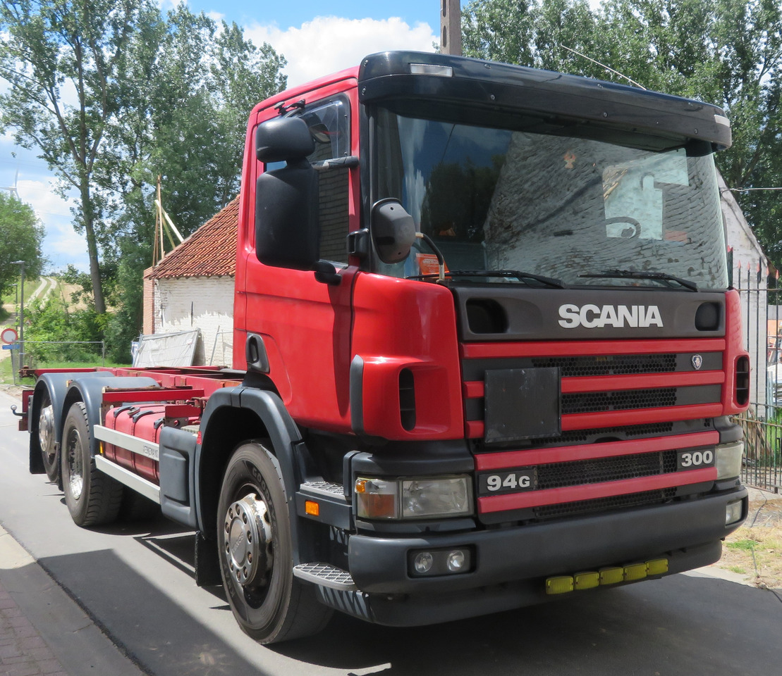 Scania 94 GB 6X2 - شاحنة هيكل كابينة: صورة 2 Scania 94 GB 6X2 - شاحنة هيكل كابينة: صورة 2