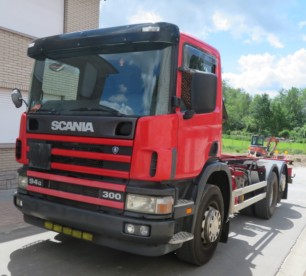 Scania 94 GB 6X2 - شاحنة هيكل كابينة: صورة 3 Scania 94 GB 6X2 - شاحنة هيكل كابينة: صورة 3