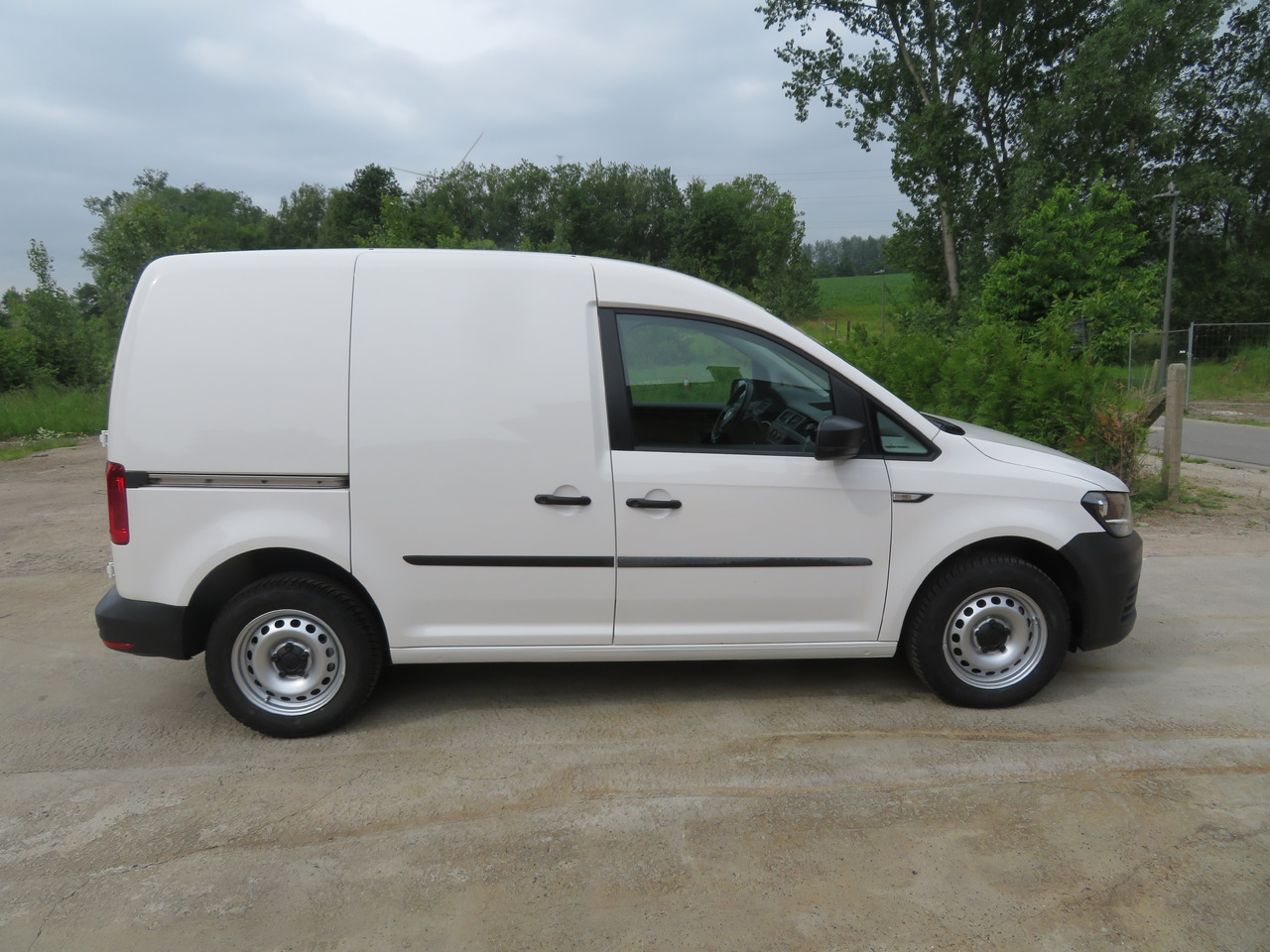 فان المدمجة VOLKSWAGEN Caddy 2.0 TDi: صورة 8