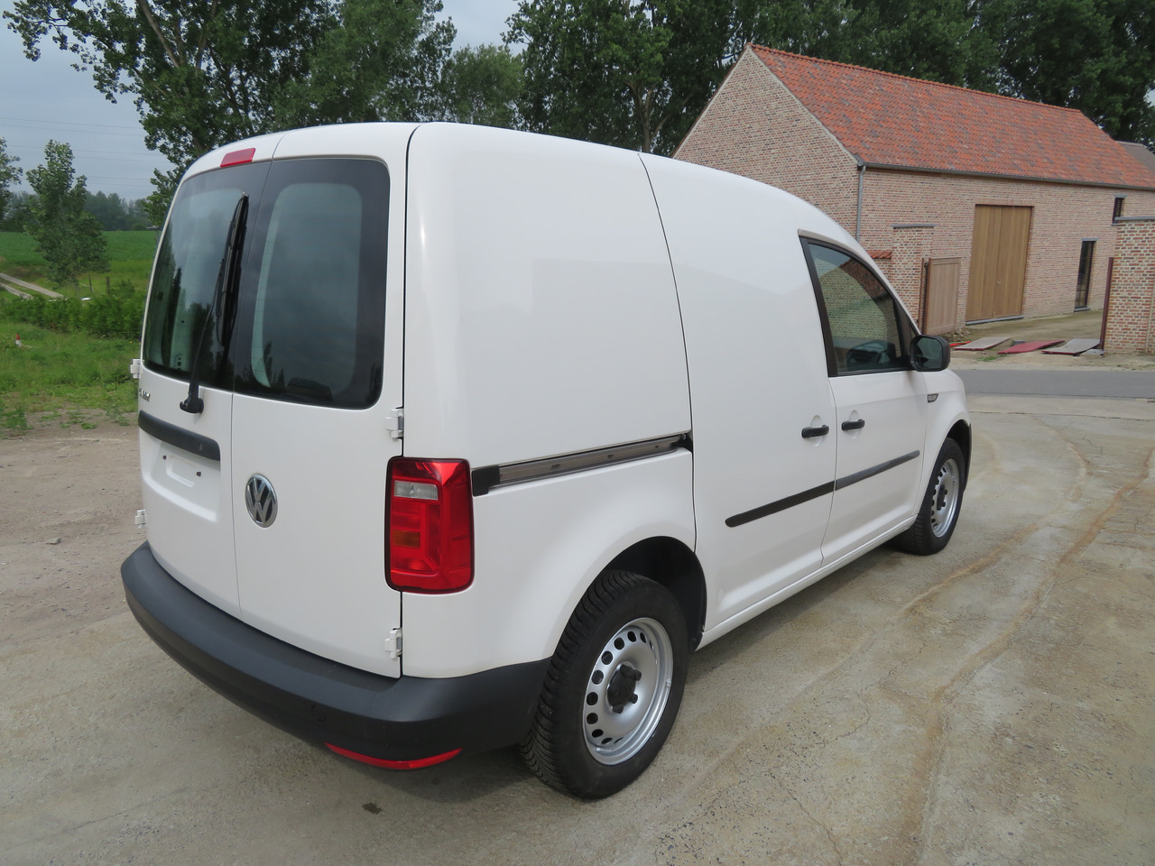 فان المدمجة VOLKSWAGEN Caddy 2.0 TDi: صورة 7