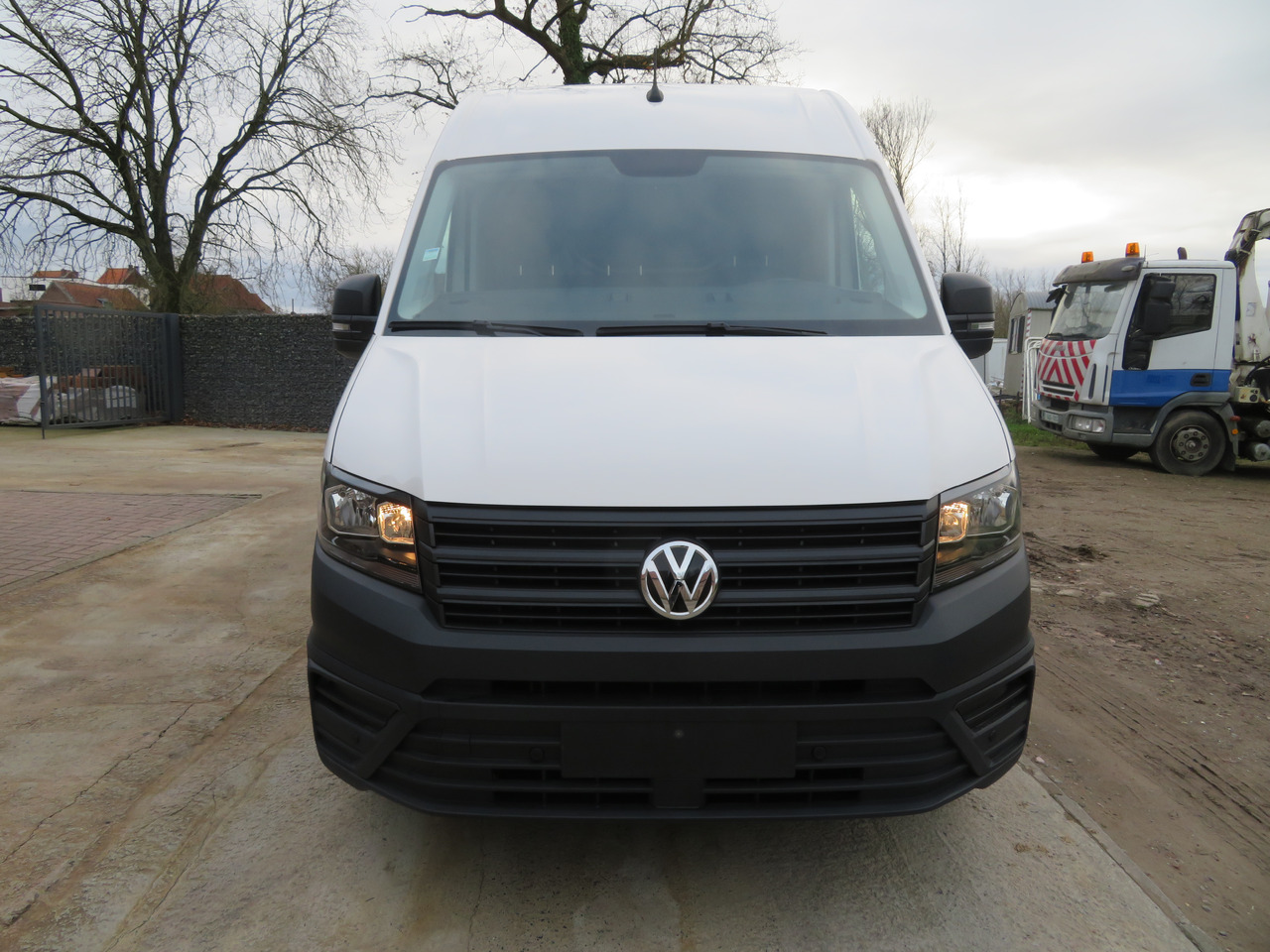 Volkswagen Crafter 2.0 CR TDi L3H3 - فان: صورة 2 Volkswagen Crafter 2.0 CR TDi L3H3 - فان: صورة 2