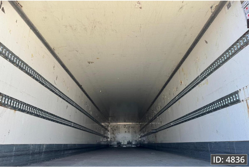BURGERS Double-Deck / Steering axle / Tail lift - نصف مقطورة صندوق مغلق: صورة 3 BURGERS Double-Deck / Steering axle / Tail lift - نصف مقطورة صندوق مغلق: صورة 3