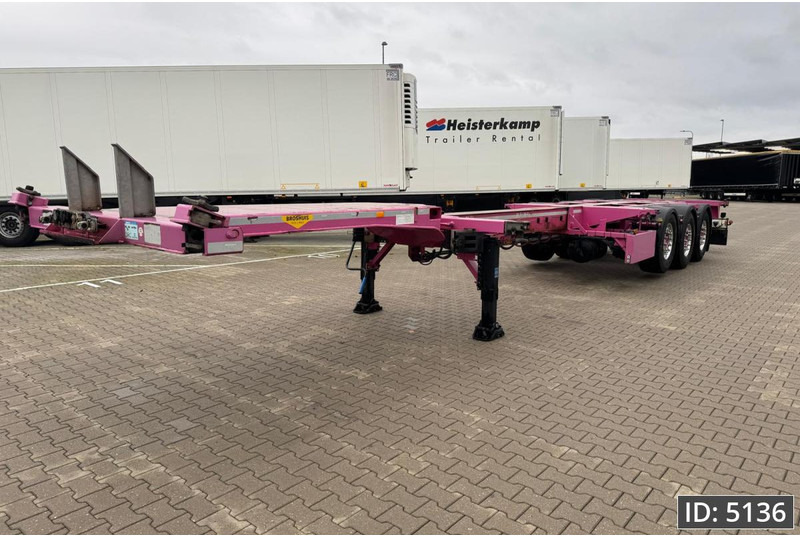 Broshuis 3UCC-39/45 Multi / 2x Extandable / 2x Lift Axle - نصف مقطورة لنقل الحاويات: صورة 4 Broshuis 3UCC-39/45 Multi / 2x Extandable / 2x Lift Axle - نصف مقطورة لنقل الحاويات: صورة 4