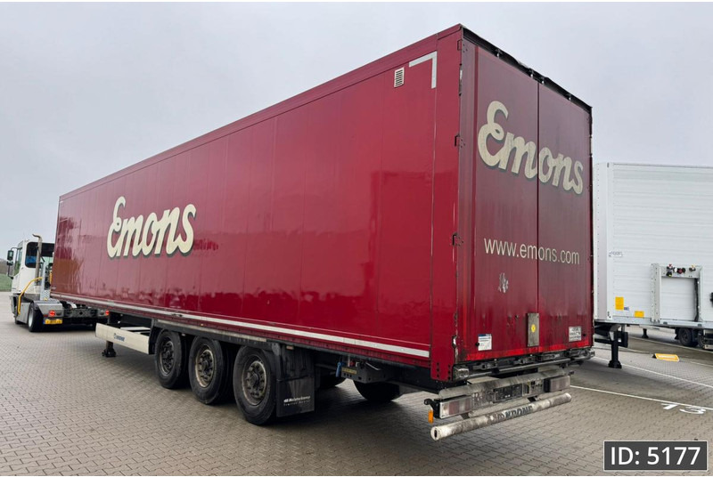 Krone SD / Disk brakes / Double stock - نصف مقطورة صندوق مغلق: صورة 2 Krone SD / Disk brakes / Double stock - نصف مقطورة صندوق مغلق: صورة 2