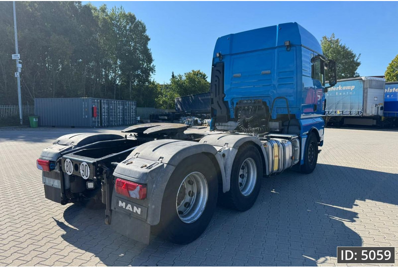 MAN TGX 33.540 XLX, Euro 5, / 6x4 / Retarder / Hydraulics - وحدة جر: صورة 3 MAN TGX 33.540 XLX, Euro 5, / 6x4 / Retarder / Hydraulics - وحدة جر: صورة 3
