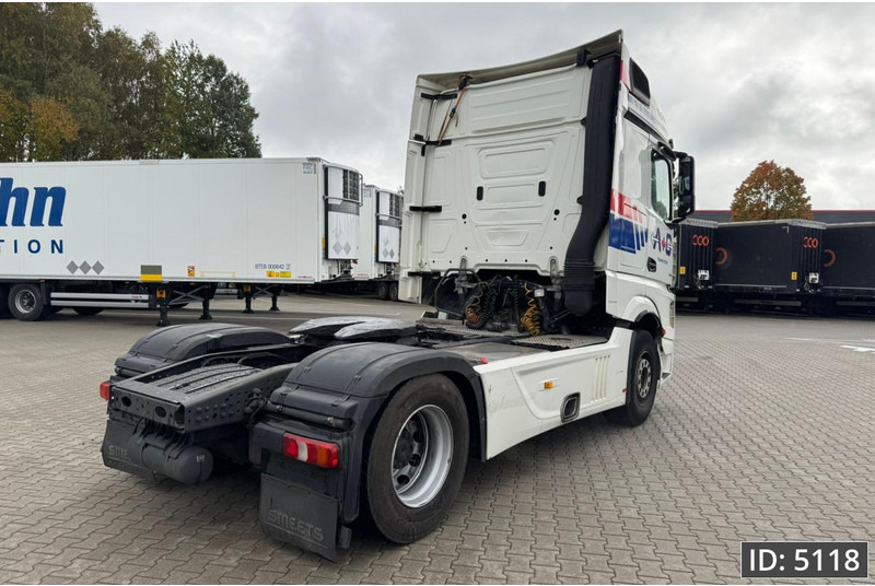 Mercedes-Benz Actros 1845 GigaSpace, Euro 6, / Fridge / 2 Tanks / 3 Pieces - وحدة جر: صورة 3 Mercedes-Benz Actros 1845 GigaSpace, Euro 6, / Fridge / 2 Tanks / 3 Pieces - وحدة جر: صورة 3