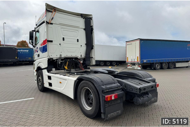Mercedes-Benz Actros 1845 GigaSpace, Euro 6, / Fridge / 2 Tanks / 3 Pieces - وحدة جر: صورة 2 Mercedes-Benz Actros 1845 GigaSpace, Euro 6, / Fridge / 2 Tanks / 3 Pieces - وحدة جر: صورة 2