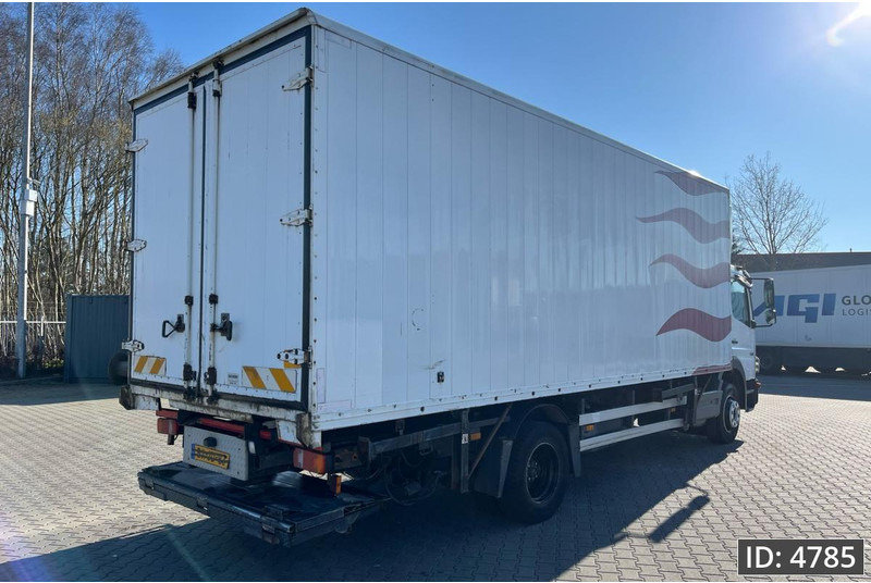 Mercedes-Benz Atego 1318 Day Cab, Euro 5, BDF / EPS automatic / DHOLLANDIA 2000KG - شاحنات الحاويات / جسم علوي قابل للتغيير شاحنة: صورة 3 Mercedes-Benz Atego 1318 Day Cab, Euro 5, BDF / EPS automatic / DHOLLANDIA 2000KG - شاحنات الحاويات / جسم علوي قابل للتغيير شاحنة: صورة 3