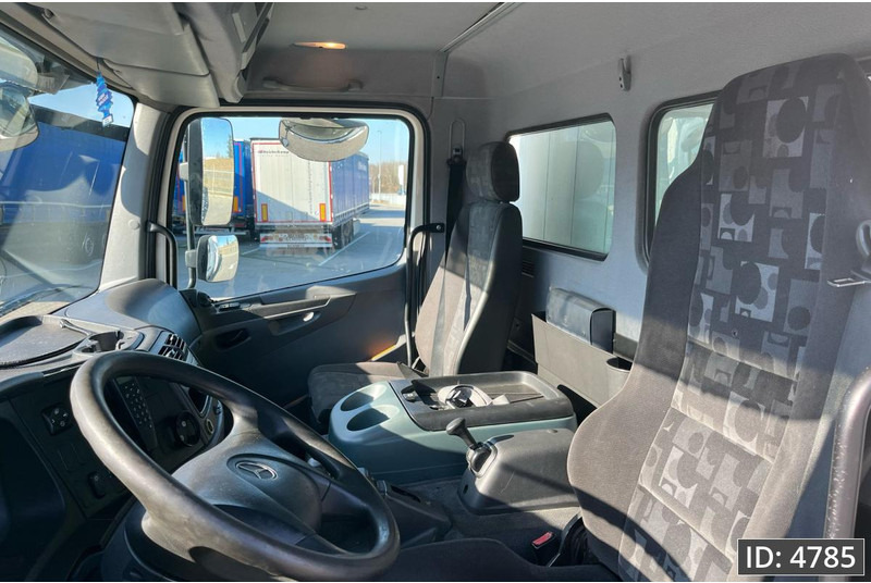 شاحنات الحاويات / جسم علوي قابل للتغيير شاحنة Mercedes-Benz Atego 1318 Day Cab, Euro 5, BDF / EPS automatic / DHOLLANDIA 2000KG: صورة 8