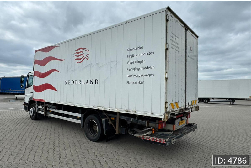 Mercedes-Benz Atego 1318 Day Cab, Euro 5, BDF / EPS automatic / DHOLLANDIA 2000KG - شاحنات الحاويات / جسم علوي قابل للتغيير شاحنة: صورة 2 Mercedes-Benz Atego 1318 Day Cab, Euro 5, BDF / EPS automatic / DHOLLANDIA 2000KG - شاحنات الحاويات / جسم علوي قابل للتغيير شاحنة: صورة 2