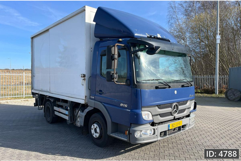 Mercedes-Benz Atego 816 Day Cab, Euro 5, BDF / EPS automatic / standklima / Hydraulic system - شاحنات الحاويات / جسم علوي قابل للتغيير شاحنة: صورة 4 Mercedes-Benz Atego 816 Day Cab, Euro 5, BDF / EPS automatic / standklima / Hydraulic system - شاحنات الحاويات / جسم علوي قابل للتغيير شاحنة: صورة 4