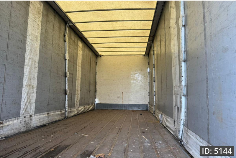 Scania P230 Day Cab, Euro 5, / Manual / 750x248x260 / DHOLLANDIA - شاحنة ستارة: صورة 5 Scania P230 Day Cab, Euro 5, / Manual / 750x248x260 / DHOLLANDIA - شاحنة ستارة: صورة 5