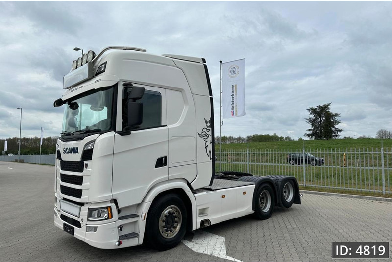 Scania S650 Topline, Euro 6, 6x2 / Retarder / Standklima / PTO / Leather / Sliding 5th wheel, Intarder - وحدة جر: صورة 1 Scania S650 Topline, Euro 6, 6x2 / Retarder / Standklima / PTO / Leather / Sliding 5th wheel, Intarder - وحدة جر: صورة 1