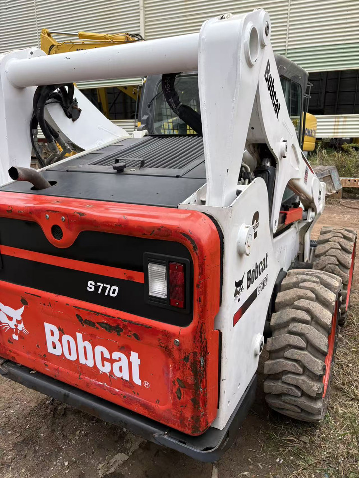 BOBCAT S770 Skid Steer Loader Click for Discount - شيول صغير: صورة 1 BOBCAT S770 Skid Steer Loader Click for Discount - شيول صغير: صورة 1