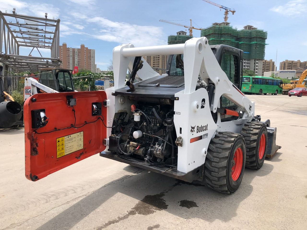 BOBCAT Skid Steer Loader S770 Click for Discount - شيول صغير: صورة 2 BOBCAT Skid Steer Loader S770 Click for Discount - شيول صغير: صورة 2