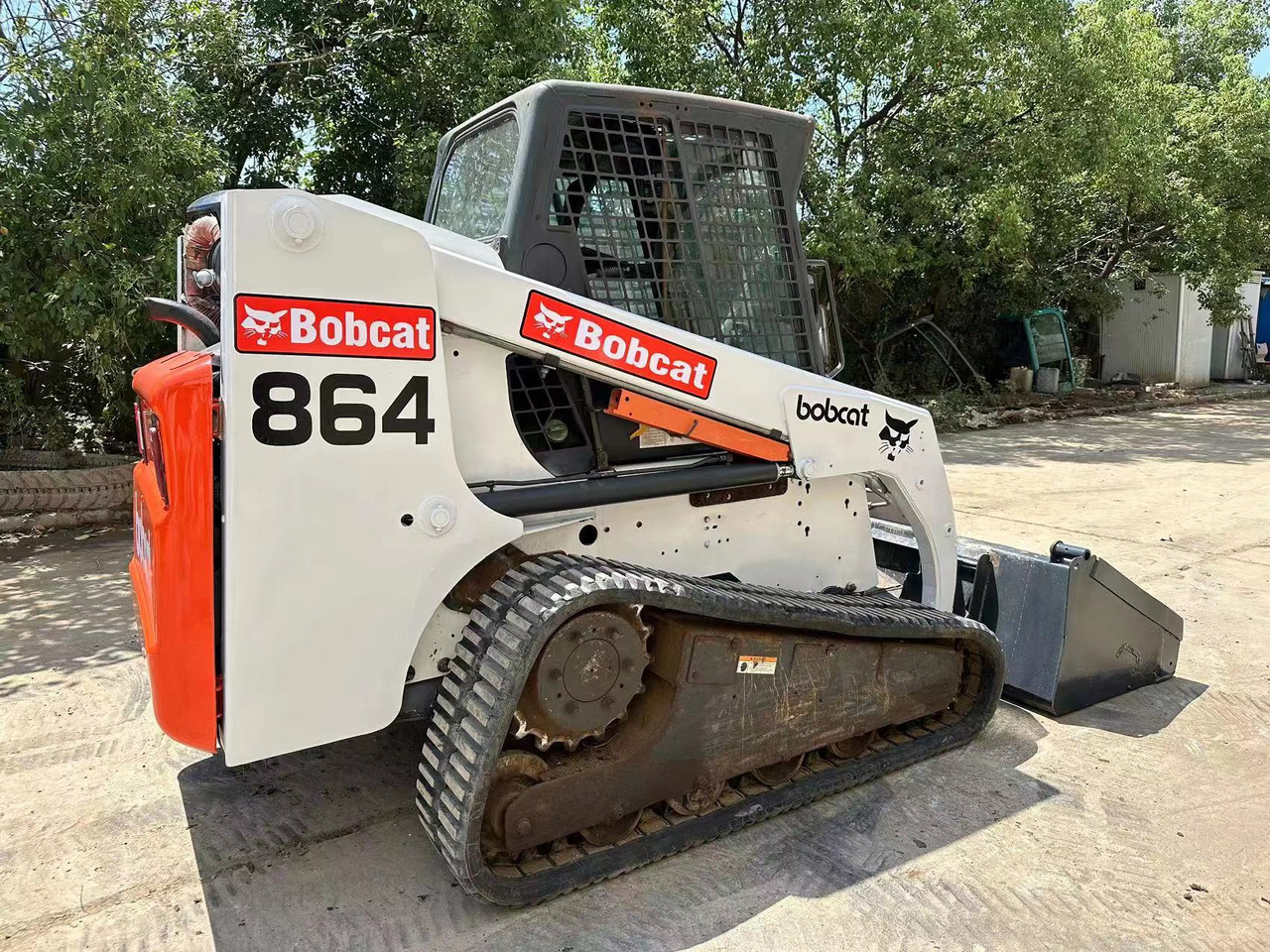 BOBCAT Skid Steer Loader - شيول صغير: صورة 5 BOBCAT Skid Steer Loader - شيول صغير: صورة 5