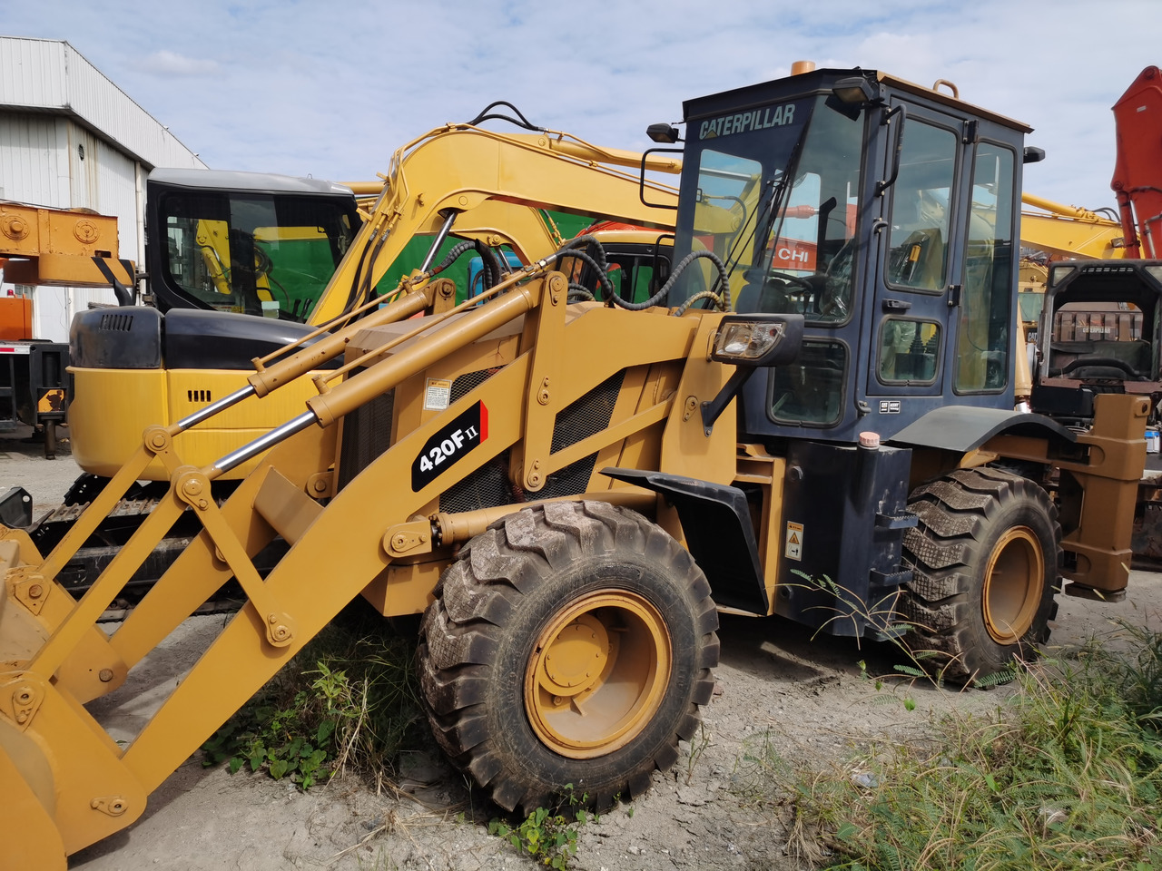 CAT 420F Backhoe Loader Click Here for Discount - جرافة حفار: صورة 1 CAT 420F Backhoe Loader Click Here for Discount - جرافة حفار: صورة 1