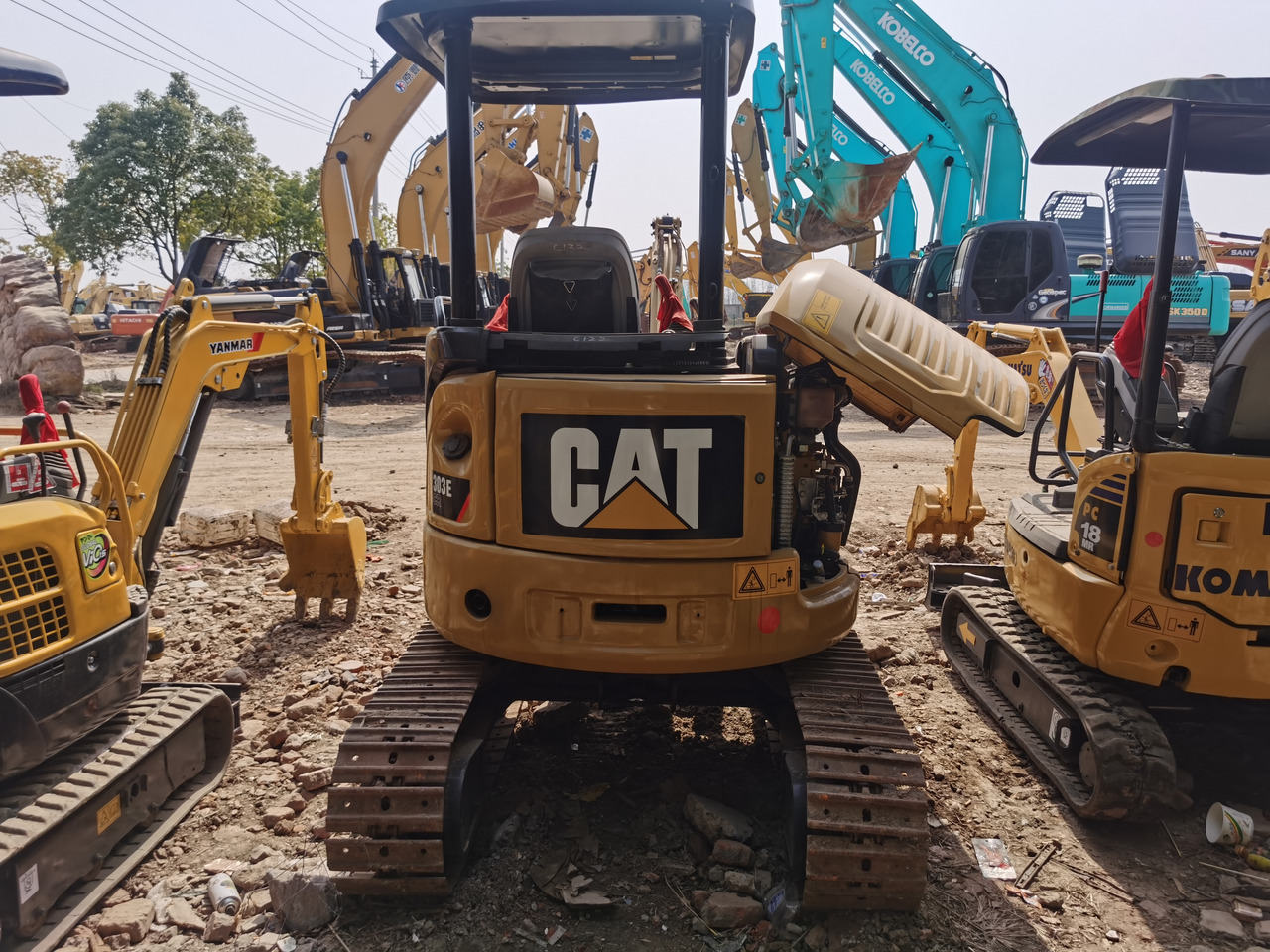 CATERPILLAR 303ECR - حفارة مُصَّغرة: صورة 4 CATERPILLAR 303ECR - حفارة مُصَّغرة: صورة 4