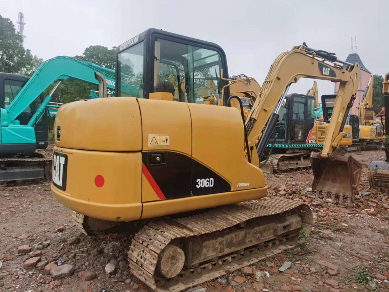 CATERPILLAR 306D - حفار زحاف: صورة 2 CATERPILLAR 306D - حفار زحاف: صورة 2