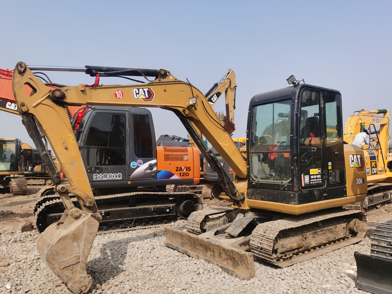 CATERPILLAR 306E2 - حفار زحاف: صورة 1 CATERPILLAR 306E2 - حفار زحاف: صورة 1