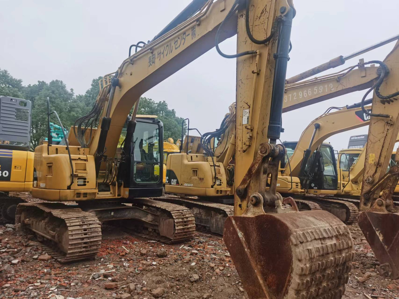CATERPILLAR 313C - حفار زحاف: صورة 1 CATERPILLAR 313C - حفار زحاف: صورة 1