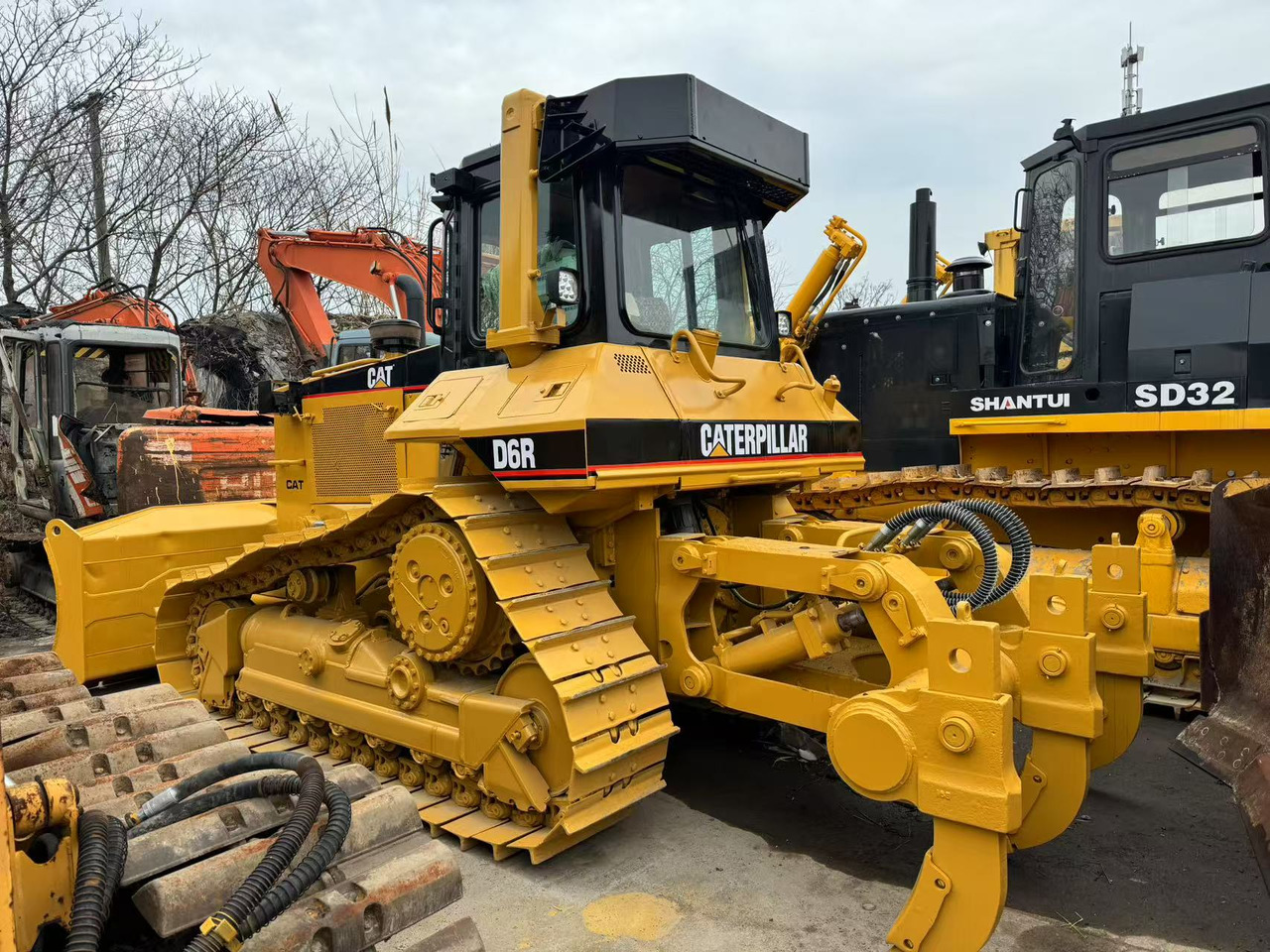 CATERPILLAR Bulldozer D6R Good Condition Click Here for Discount - جرافة: صورة 3 CATERPILLAR Bulldozer D6R Good Condition Click Here for Discount - جرافة: صورة 3