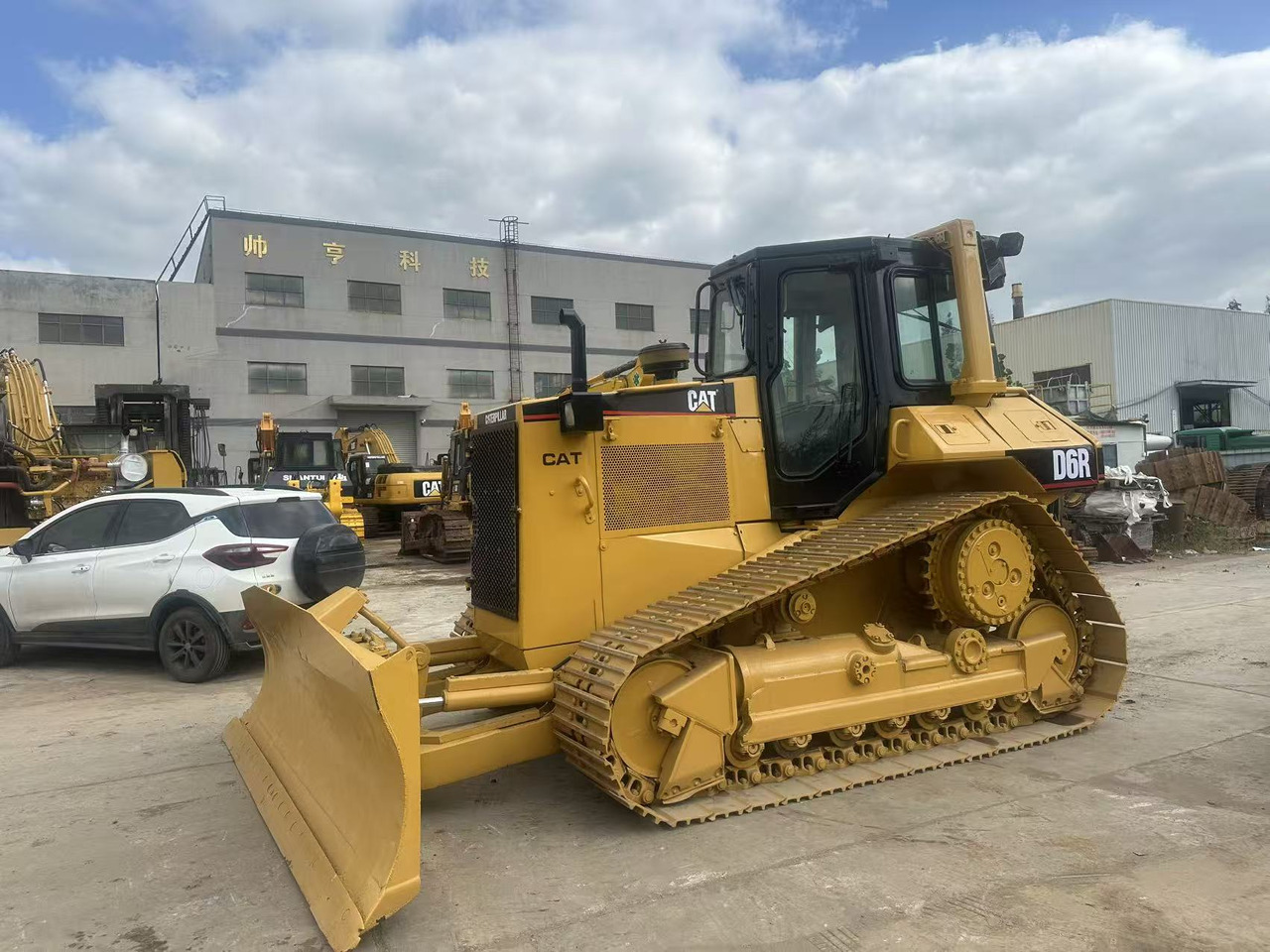 CATERPILLAR D6R Bulldozer Click forDiscount - جرافة: صورة 5 CATERPILLAR D6R Bulldozer Click forDiscount - جرافة: صورة 5