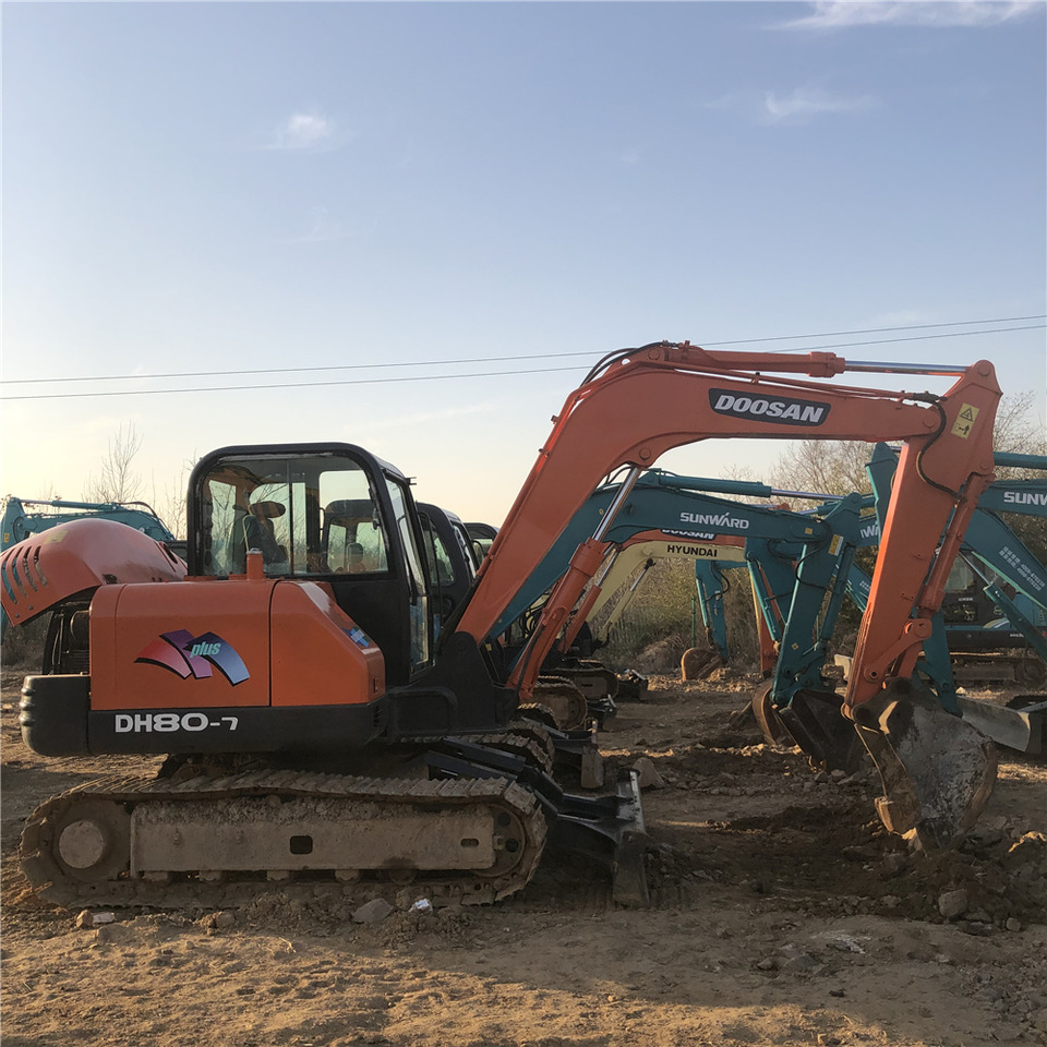 DOOSAN DH80-7 - حفار زحاف: صورة 1 DOOSAN DH80-7 - حفار زحاف: صورة 1