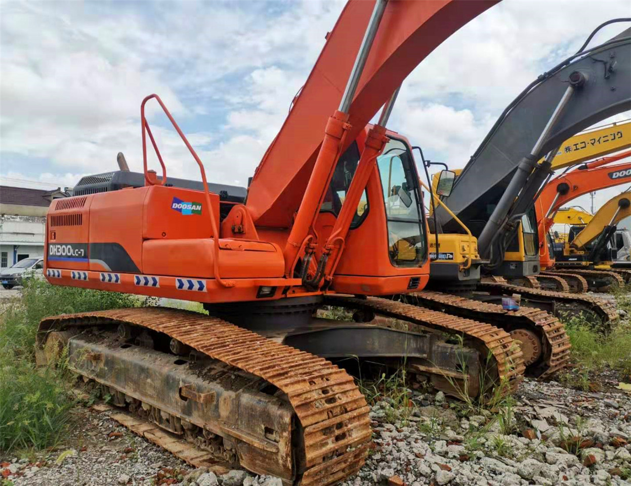 DOOSAN Excavator DH300 Click Here for Discount - حفار زحاف: صورة 5 DOOSAN Excavator DH300 Click Here for Discount - حفار زحاف: صورة 5