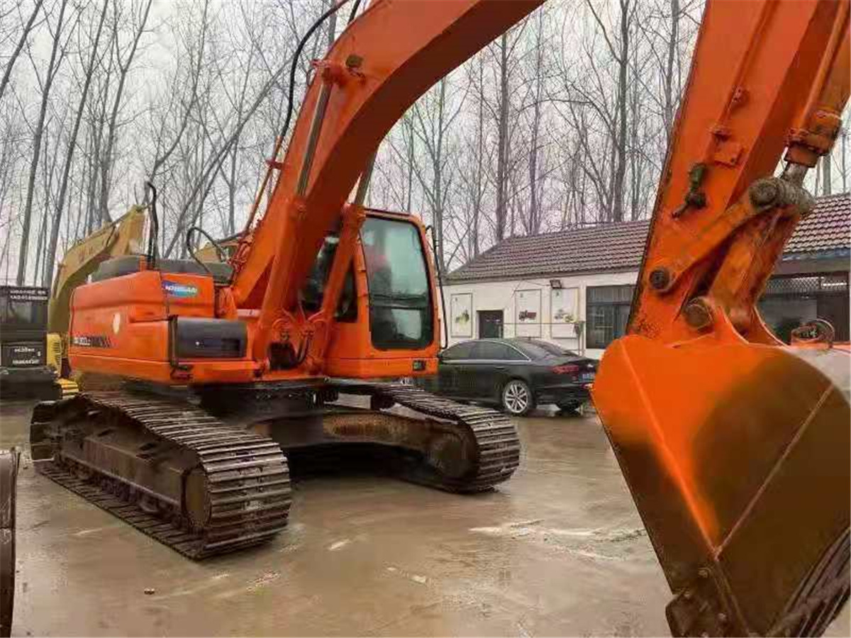 DOOSAN Excavator DX300 Click Here for Discount - حفارة: صورة 3 DOOSAN Excavator DX300 Click Here for Discount - حفارة: صورة 3