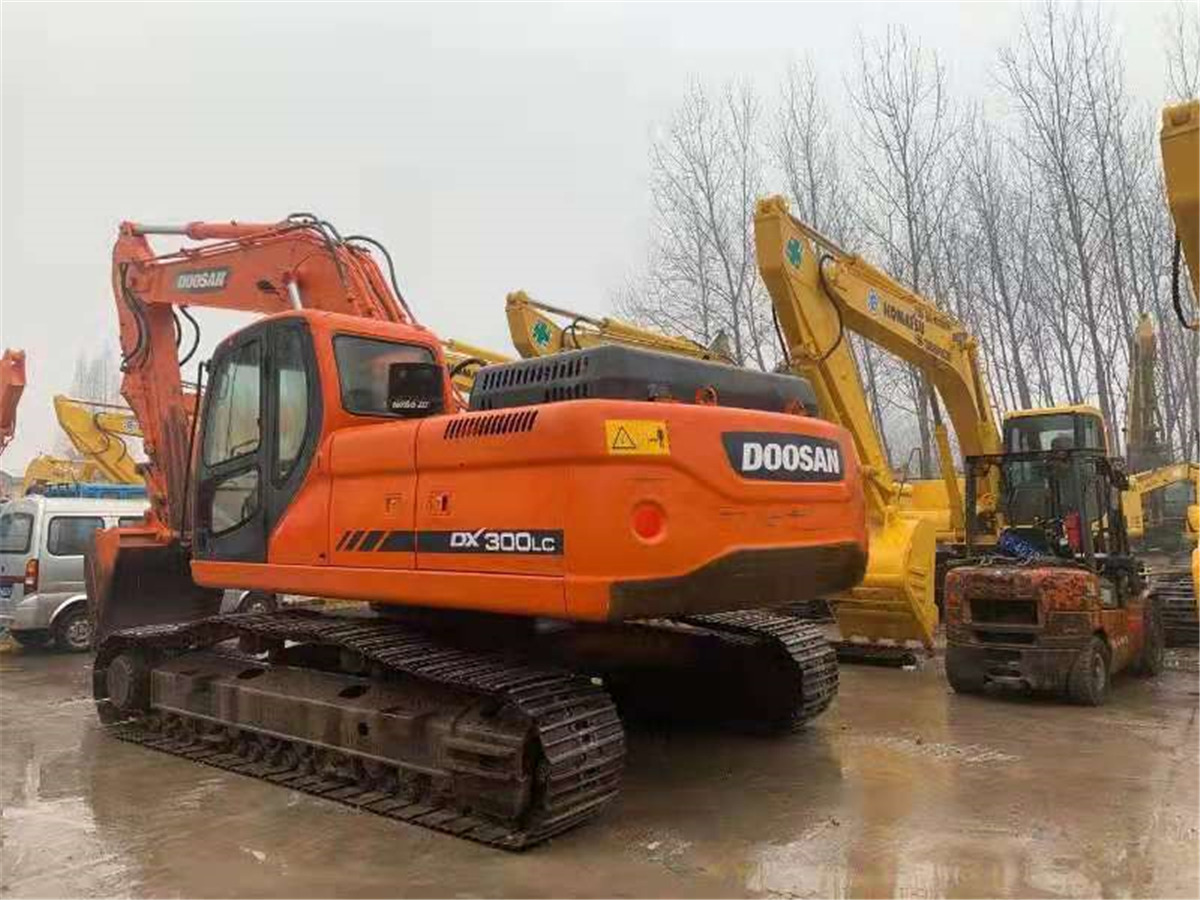 DOOSAN Excavator DX300 Click Here for Discount - حفارة: صورة 4 DOOSAN Excavator DX300 Click Here for Discount - حفارة: صورة 4