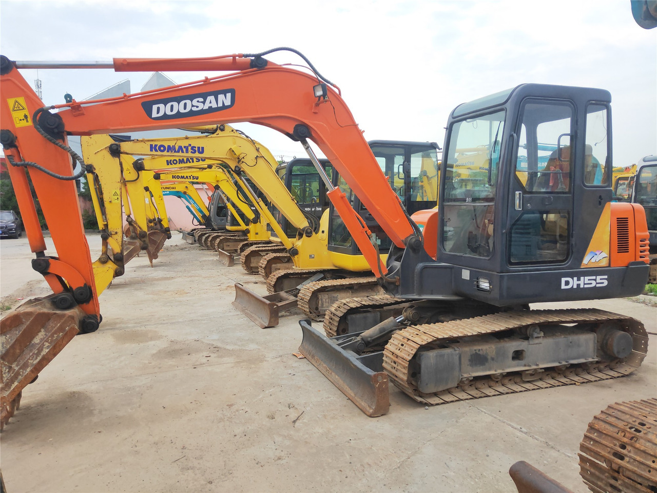 Doosan Crawler Excavator DH55 Good Condition Click for Discount - حفار زحاف: صورة 3 Doosan Crawler Excavator DH55 Good Condition Click for Discount - حفار زحاف: صورة 3