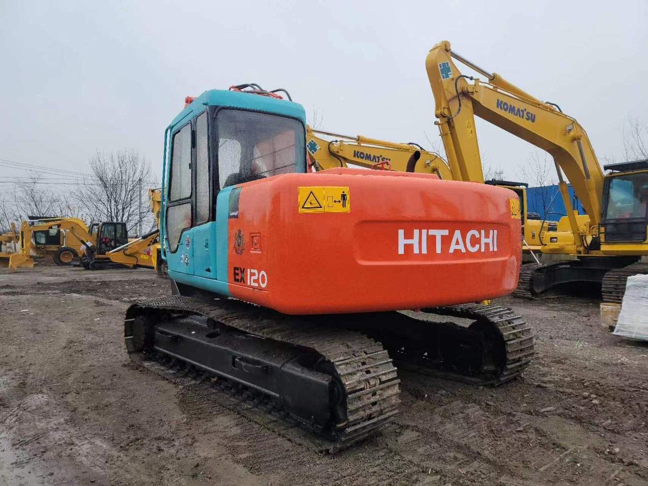 HITACHI EX120-3 - حفار زحاف: صورة 5 HITACHI EX120-3 - حفار زحاف: صورة 5