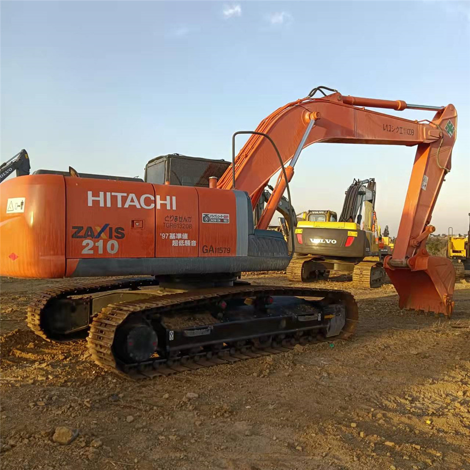 HITACHI ZX210 - حفار زحاف: صورة 4 HITACHI ZX210 - حفار زحاف: صورة 4