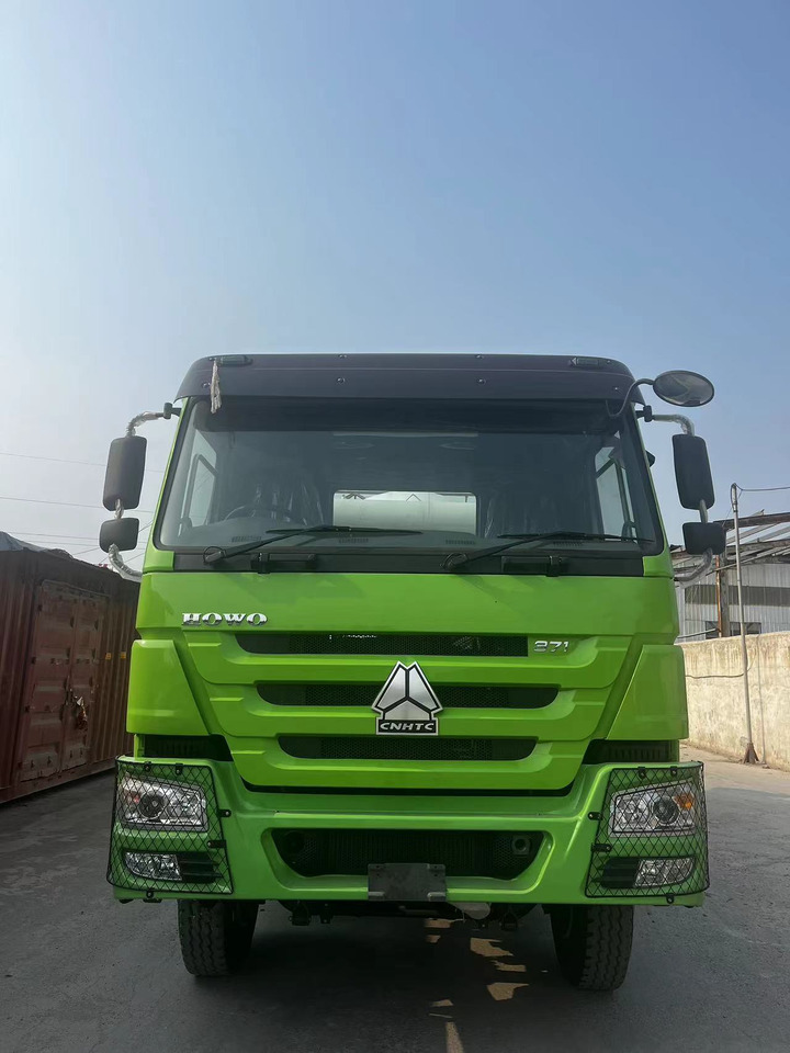 HOWO Cement Mixer Truck 6*4 - شاحنة خلاطة خرسانة: صورة 2 HOWO Cement Mixer Truck 6*4 - شاحنة خلاطة خرسانة: صورة 2