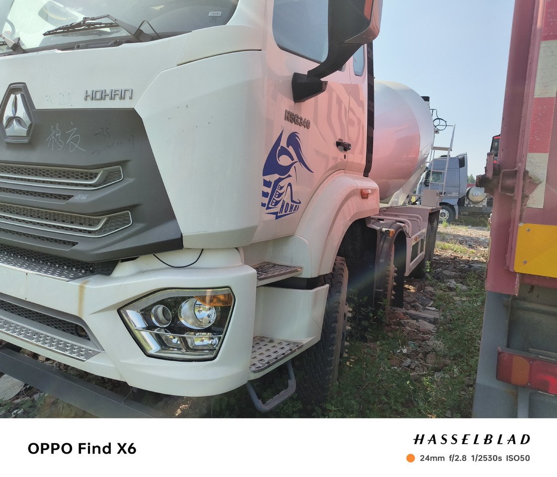 HOWO HaoHan N5G Cement Mixer Truck - شاحنة خلاطة خرسانة: صورة 2 HOWO HaoHan N5G Cement Mixer Truck - شاحنة خلاطة خرسانة: صورة 2