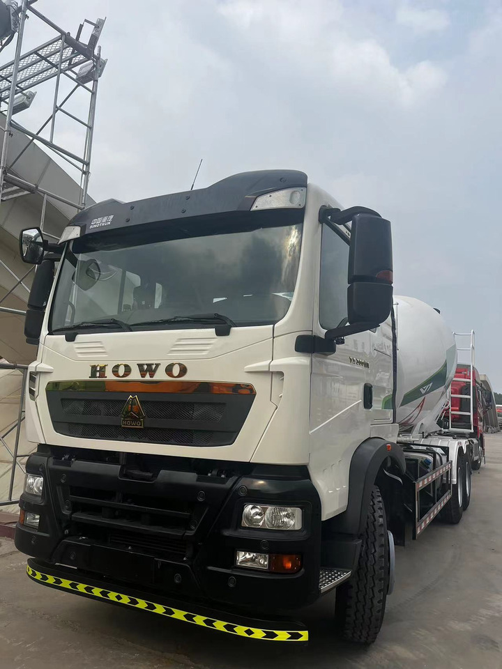 HOWO TX350 Cement Mixer Truck - شاحنة خلاطة خرسانة: صورة 2 HOWO TX350 Cement Mixer Truck - شاحنة خلاطة خرسانة: صورة 2