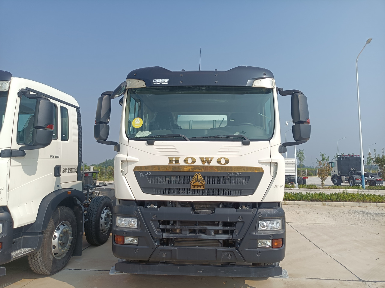 HOWO TX350 Cement Mixer Truck - شاحنة خلاطة خرسانة: صورة 3 HOWO TX350 Cement Mixer Truck - شاحنة خلاطة خرسانة: صورة 3