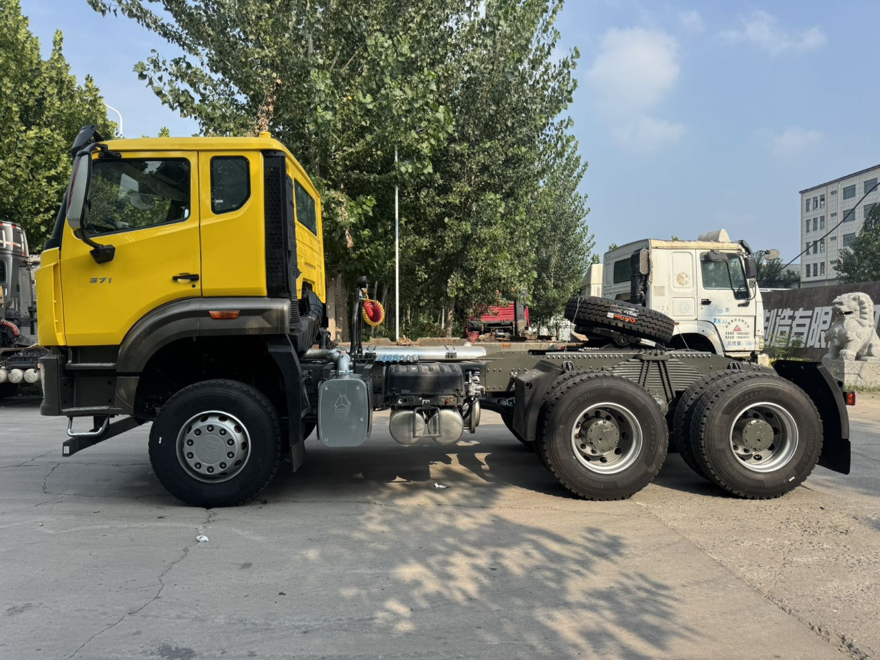 HOWO Truck Unit 6*4 Click Here for Discount - وحدة جر: صورة 3 HOWO Truck Unit 6*4 Click Here for Discount - وحدة جر: صورة 3