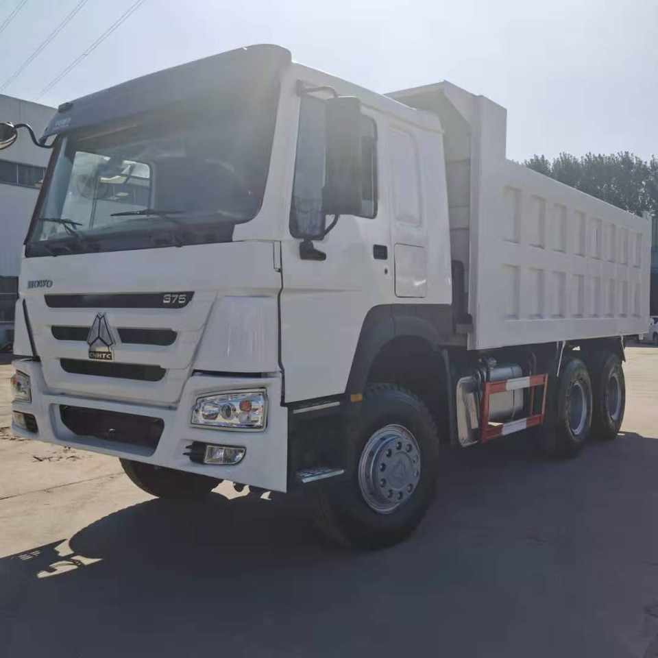 Howo Dump Truck 6✖4 White Click Here for Discount - شاحنة مقفلة: صورة 3 Howo Dump Truck 6✖4 White Click Here for Discount - شاحنة مقفلة: صورة 3