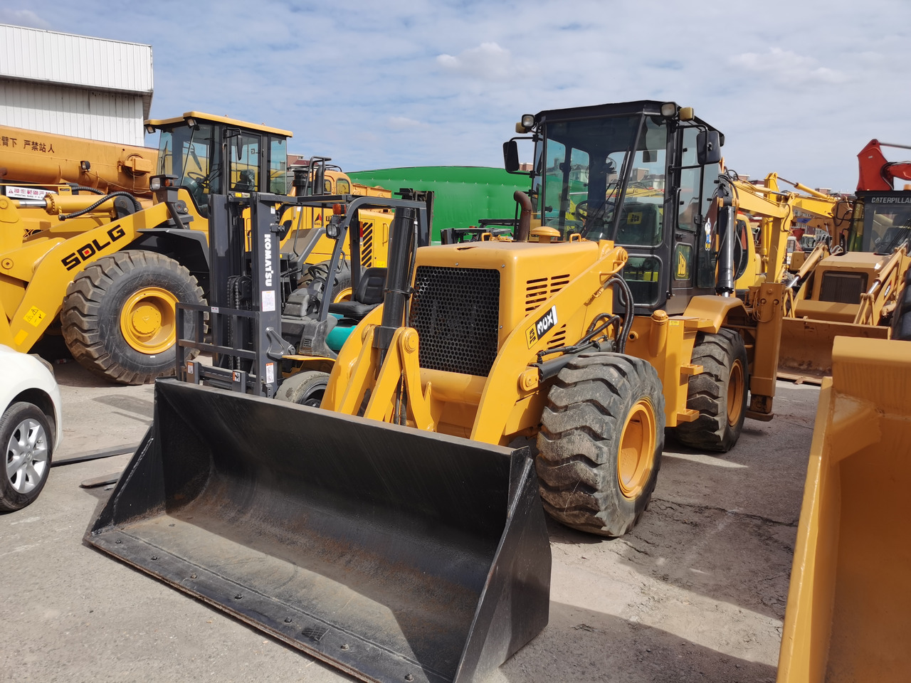 JCB 3CX Backhoe Loader Click Here for Discount - جرافة حفار: صورة 1 JCB 3CX Backhoe Loader Click Here for Discount - جرافة حفار: صورة 1