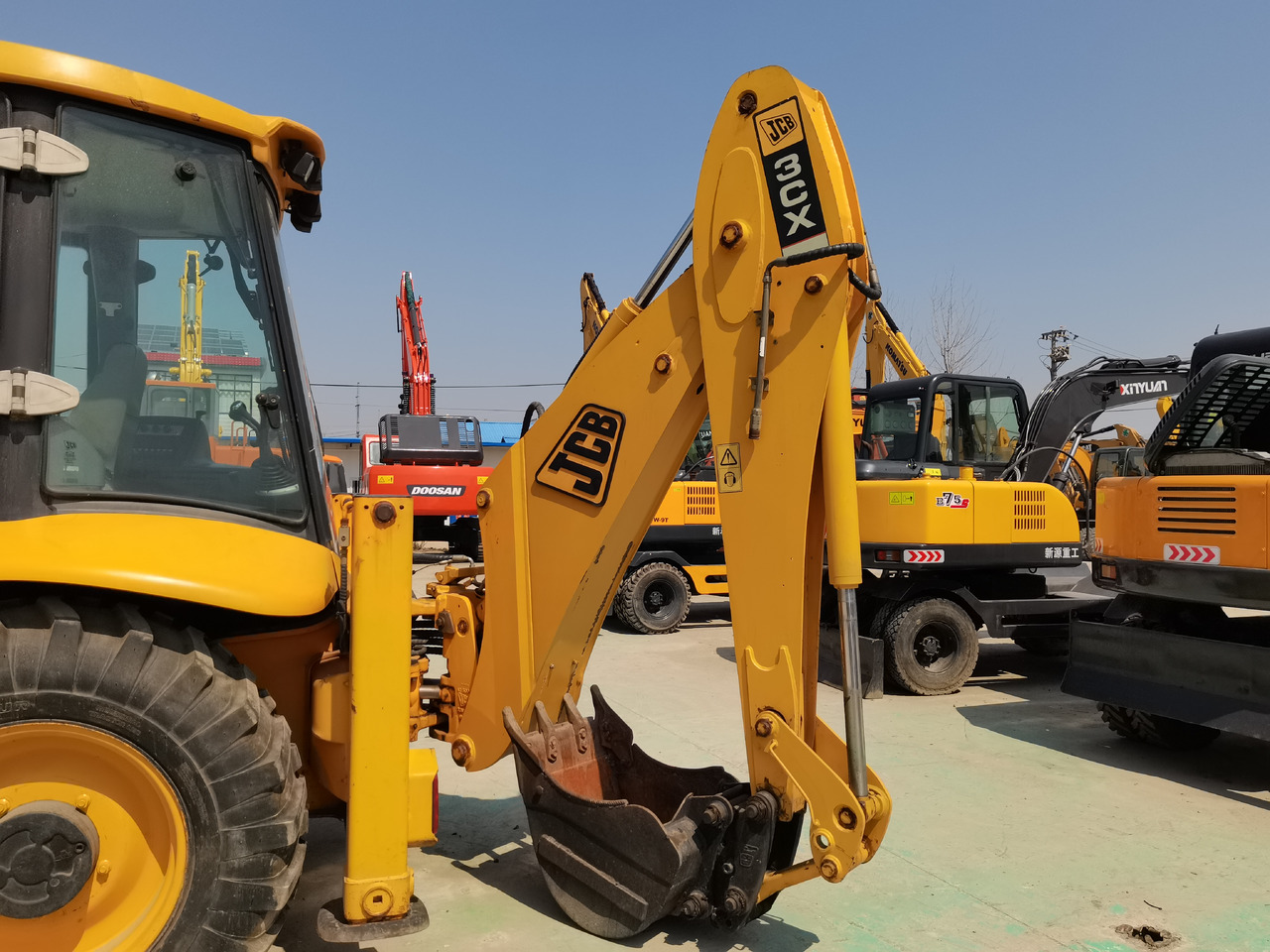 JCB Backhoe Loader 3CX Click Here for Discount - جرافة حفار: صورة 3 JCB Backhoe Loader 3CX Click Here for Discount - جرافة حفار: صورة 3