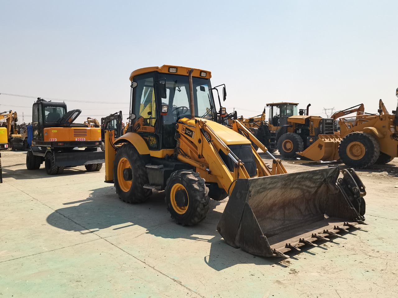 JCB Backhoe Loader 3CX Click Here for Discount - جرافة حفار: صورة 4 JCB Backhoe Loader 3CX Click Here for Discount - جرافة حفار: صورة 4