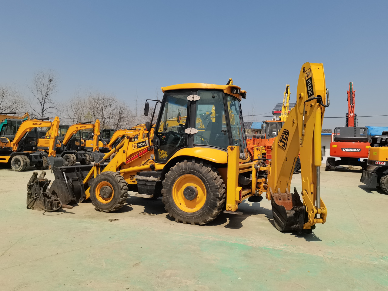 JCB Backhoe Loader 3CX Click Here for Discount - جرافة حفار: صورة 2 JCB Backhoe Loader 3CX Click Here for Discount - جرافة حفار: صورة 2