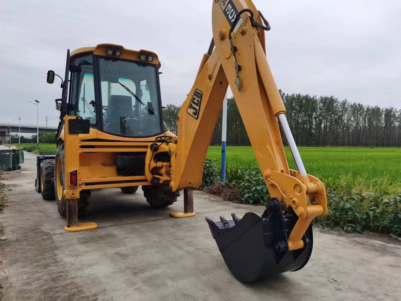 JCB Backhoe Loader 3CX Click Here for Discount - جرافة حفار: صورة 2 JCB Backhoe Loader 3CX Click Here for Discount - جرافة حفار: صورة 2