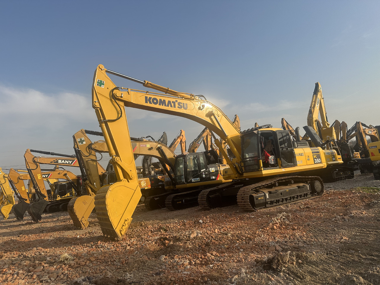 KOMATSU PC350 - حفار زحاف: صورة 4 KOMATSU PC350 - حفار زحاف: صورة 4